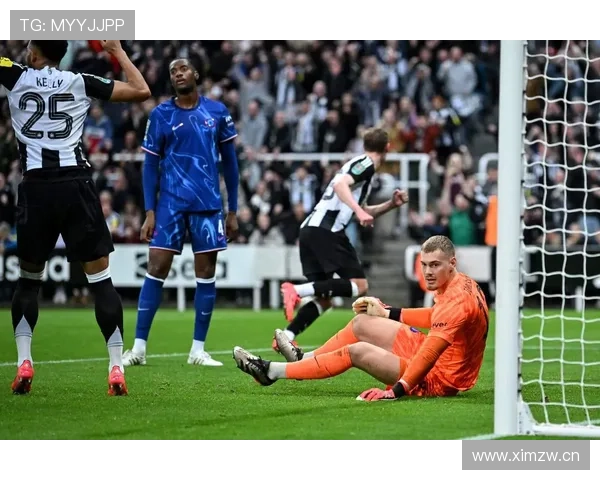切尔西多线作战压力加剧，频繁轮换致球队默契度明显下滑
