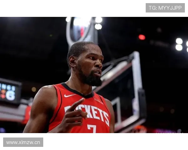 布里奇斯无球跑动拉开空间 助杜兰特比上季更高效